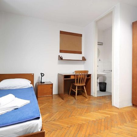 Rooms Studentsko Naselje Ivan Goran Kovacic Риека Экстерьер фото