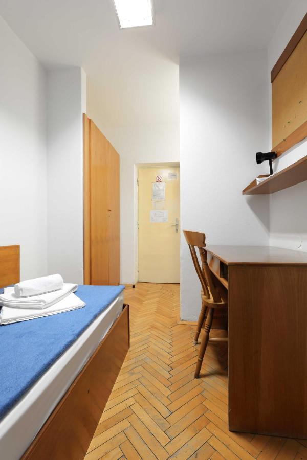 Rooms Studentsko Naselje Ivan Goran Kovacic Риека Экстерьер фото